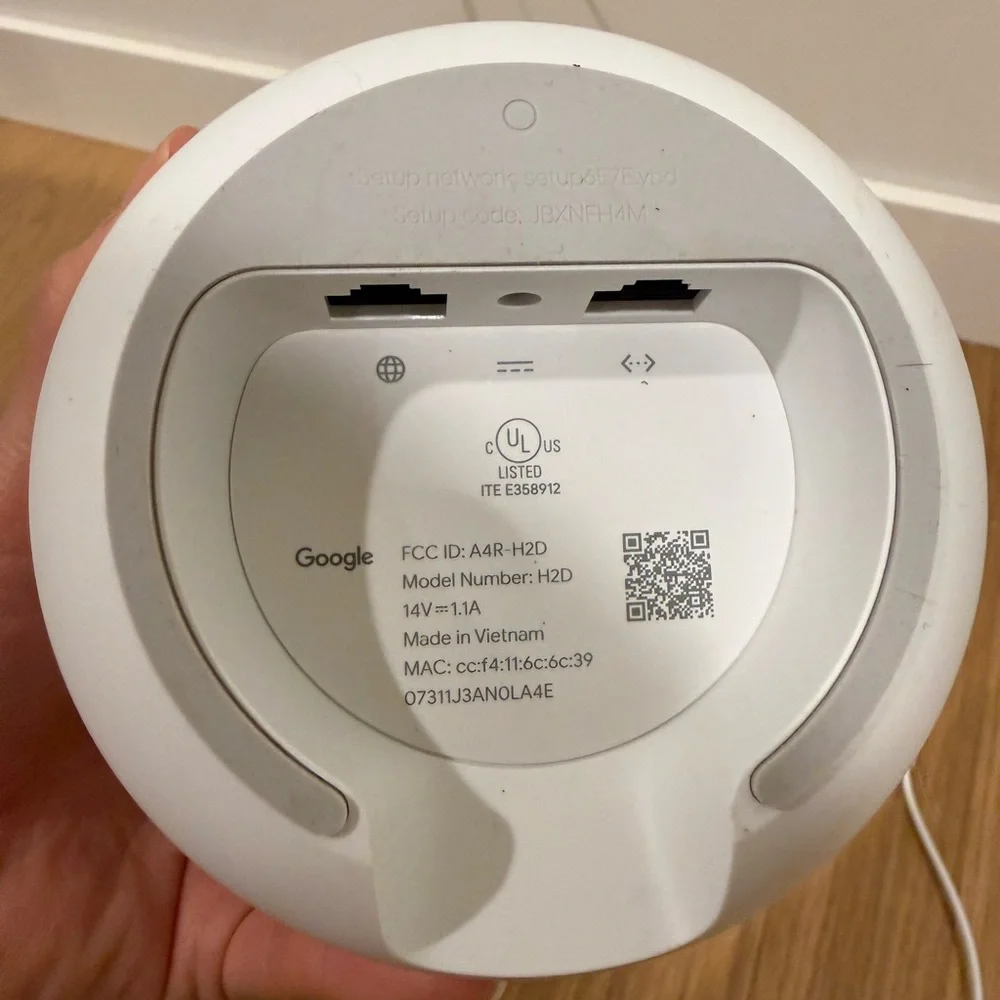 Google Nest Wi-Fi AC2200 Mesh System Router Coverage 2200 Sq Ft 1 Pack